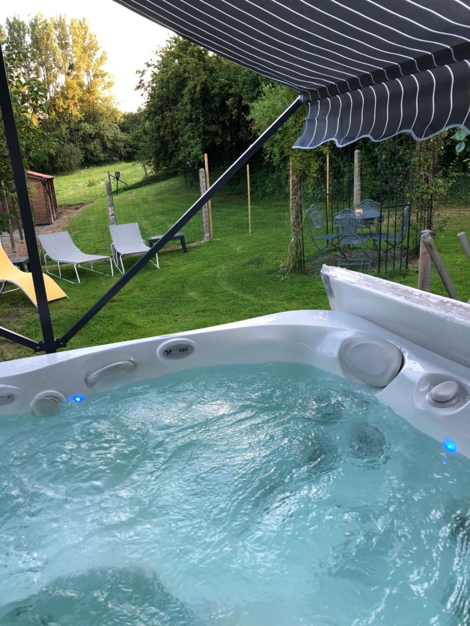 Le Clos De La Pommeraie Carly 外观 照片